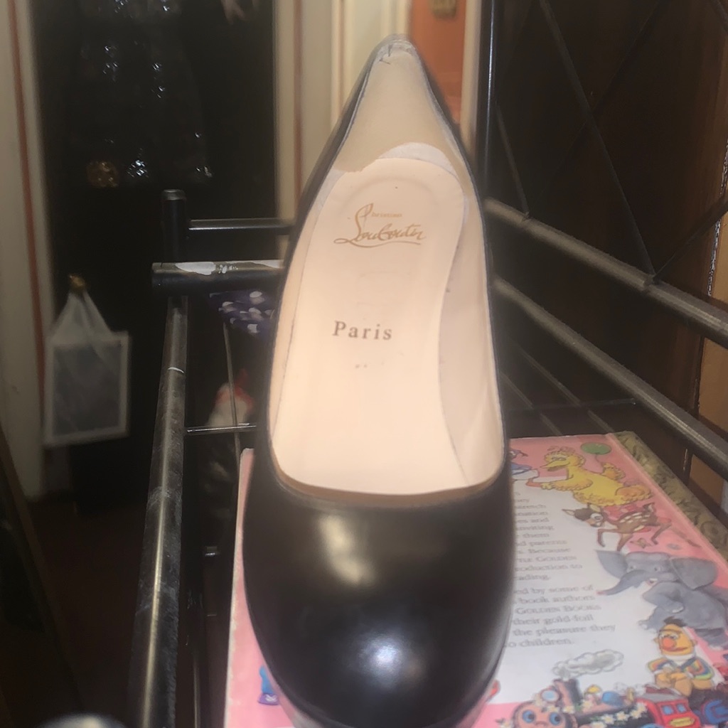Authentic Louboutin Shoes Great Condition
